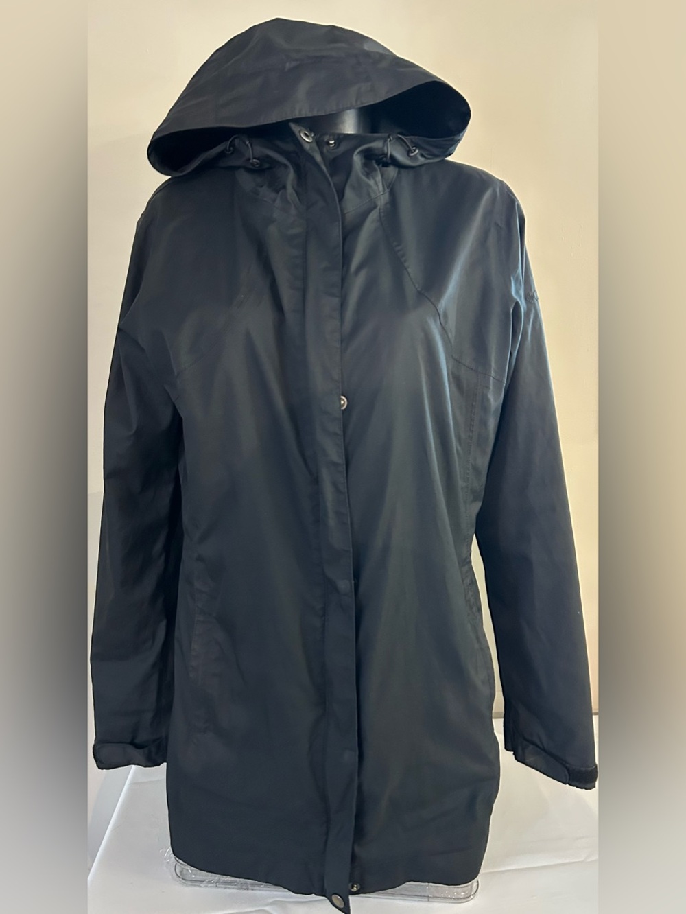 COLUMBIA Omni-Tech women’s size large jacket